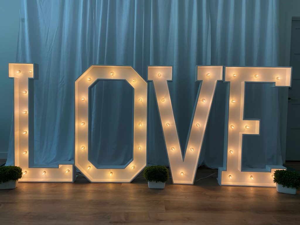 4ft Wooden Marquee- DPC Event Services